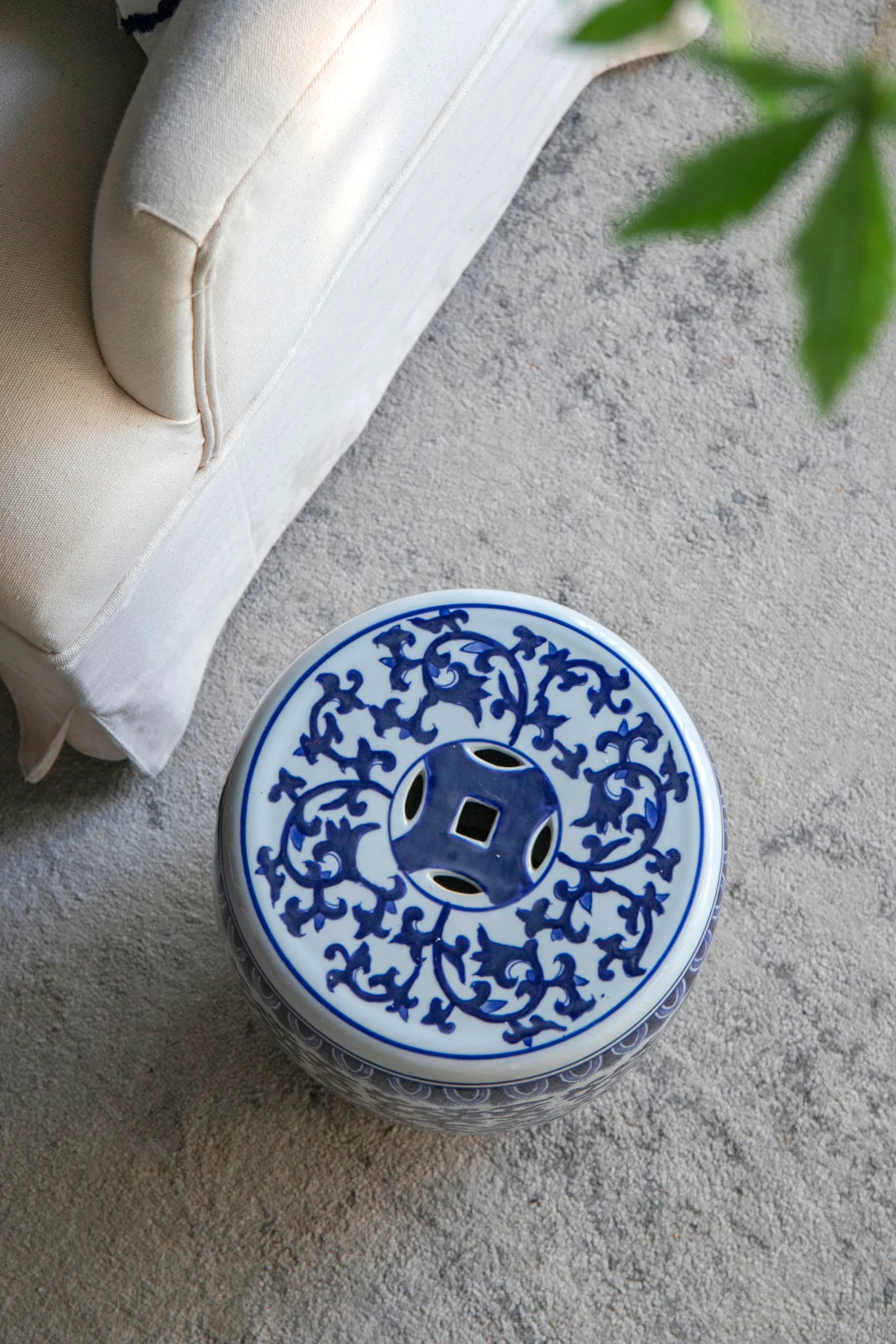 Ceramic Garden Stool, Small Side Tabel - White / Blue - Image 3