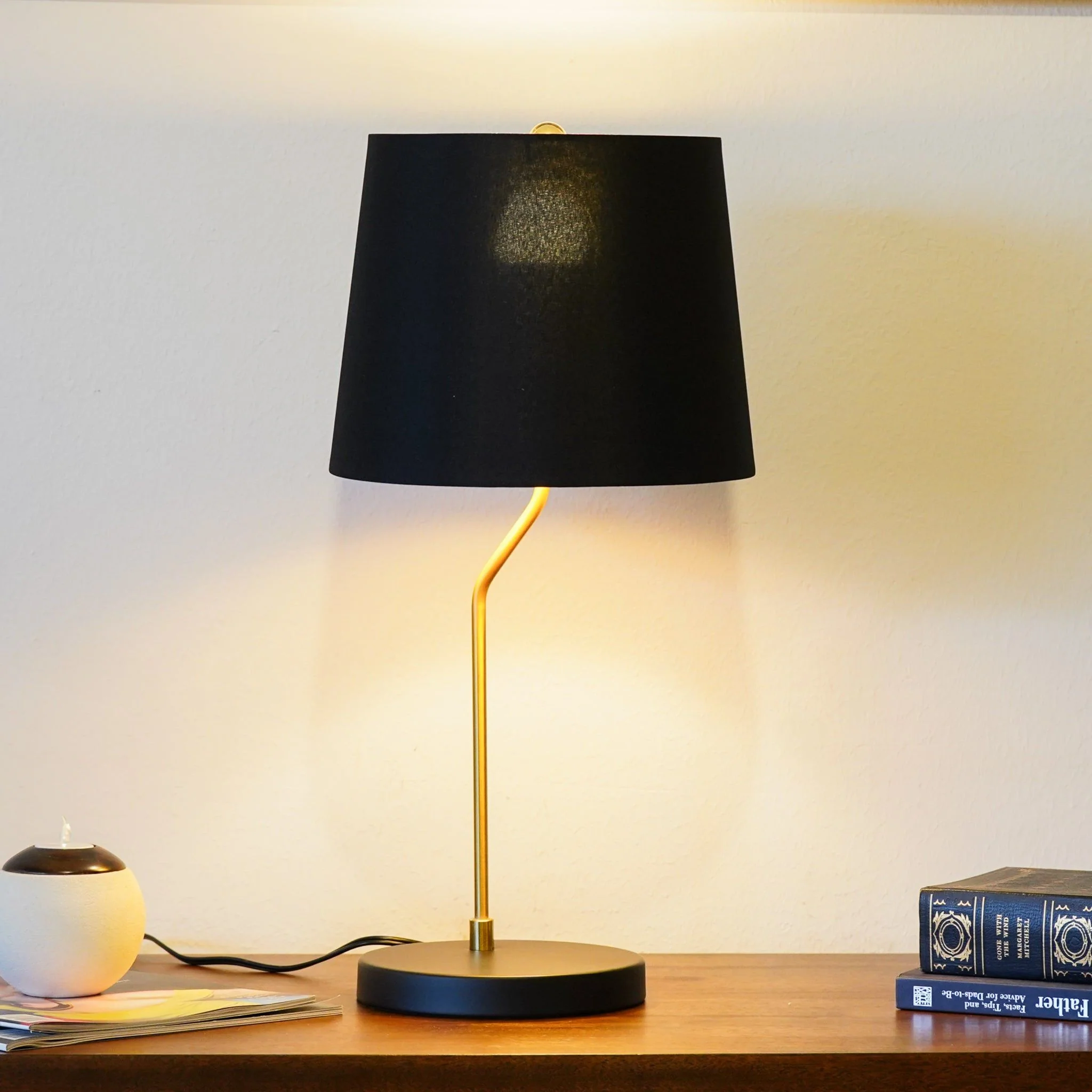 Desk Lamp For Bedside And Table Use - Black - Image 7