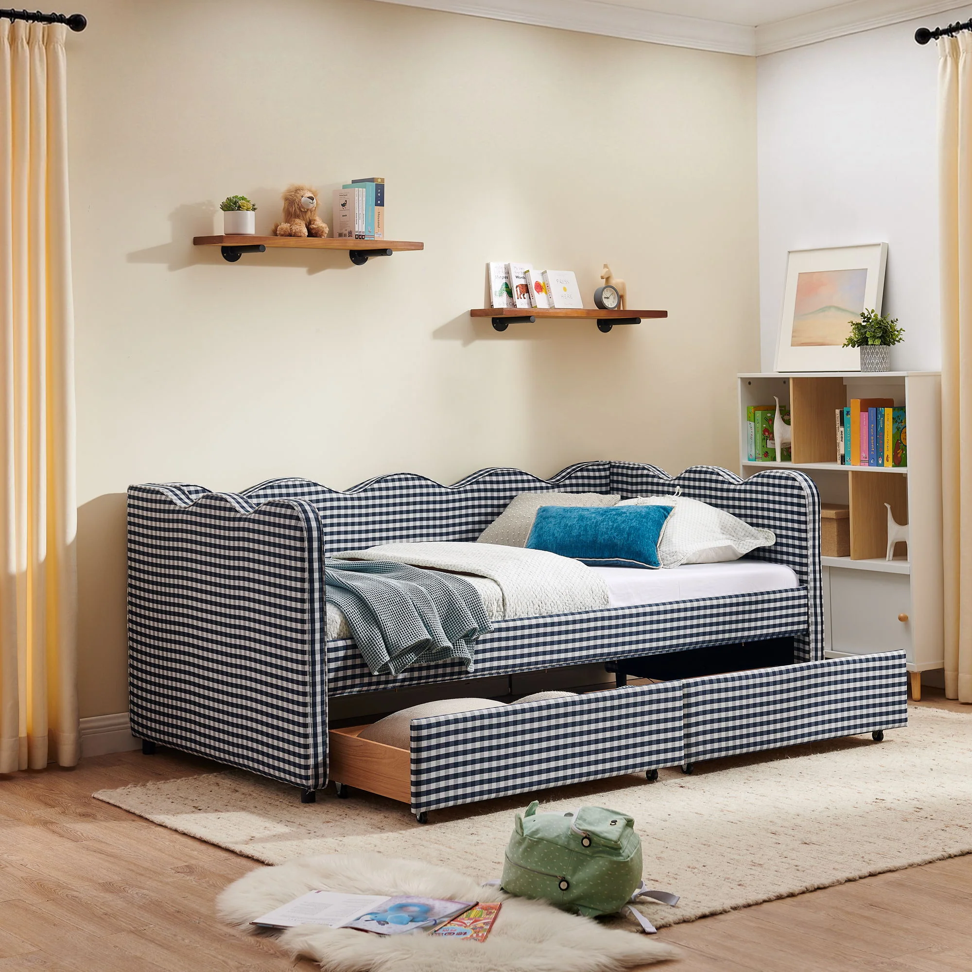 Gingham Daybed With USB Charging Port, Wave-Shaped Design - Image 58