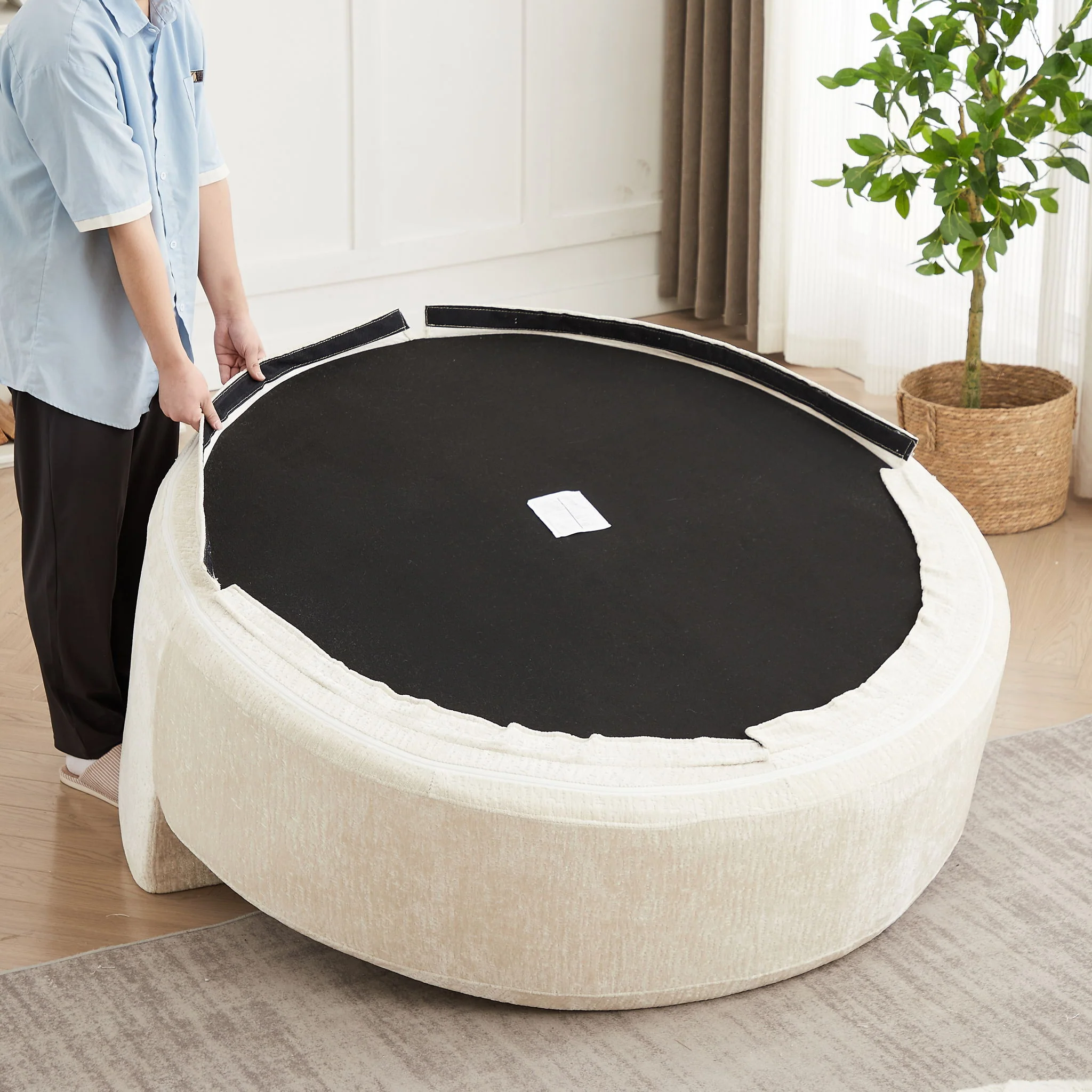 Single 360 Degree Swivel Chair For Living Room - Image 5