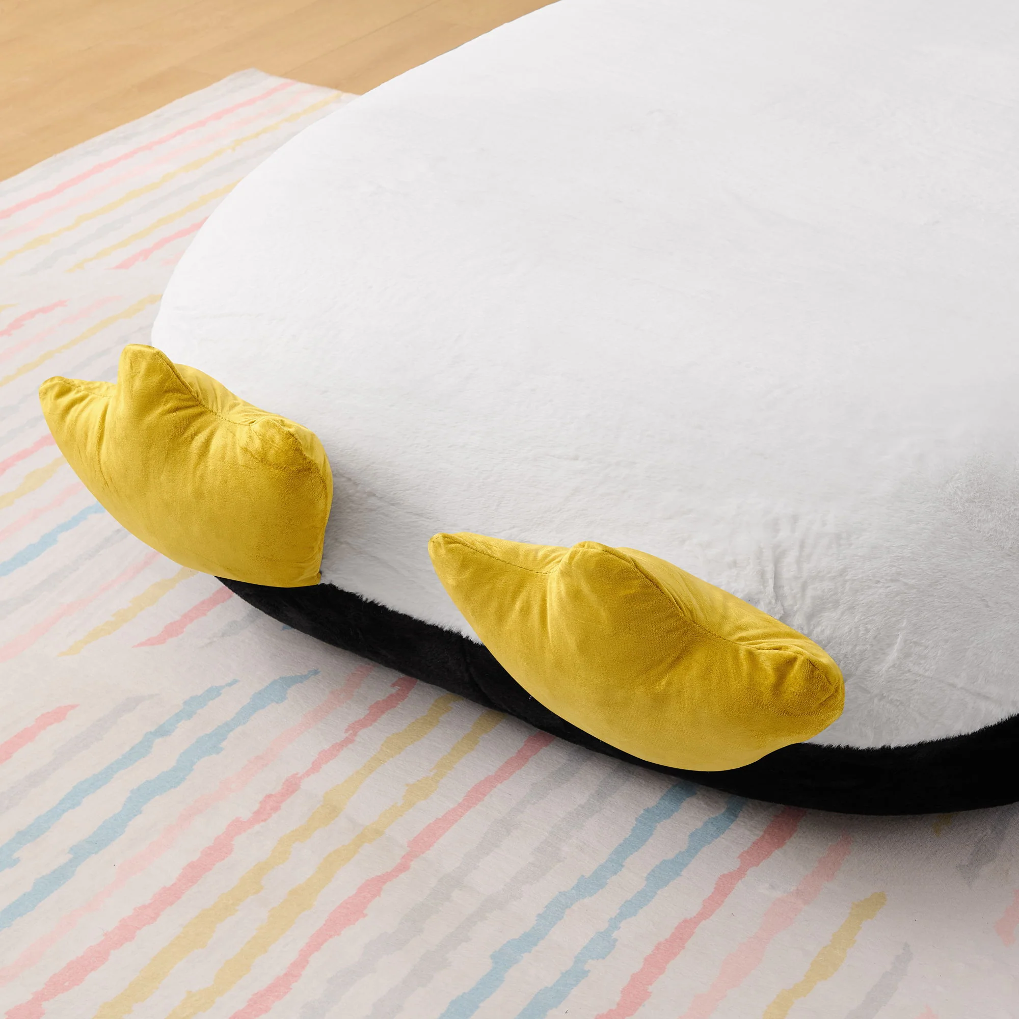 Twin Size Penguin Shaped Bed, Lounger Chair For Kids Bedroom - White / Black - Image 7
