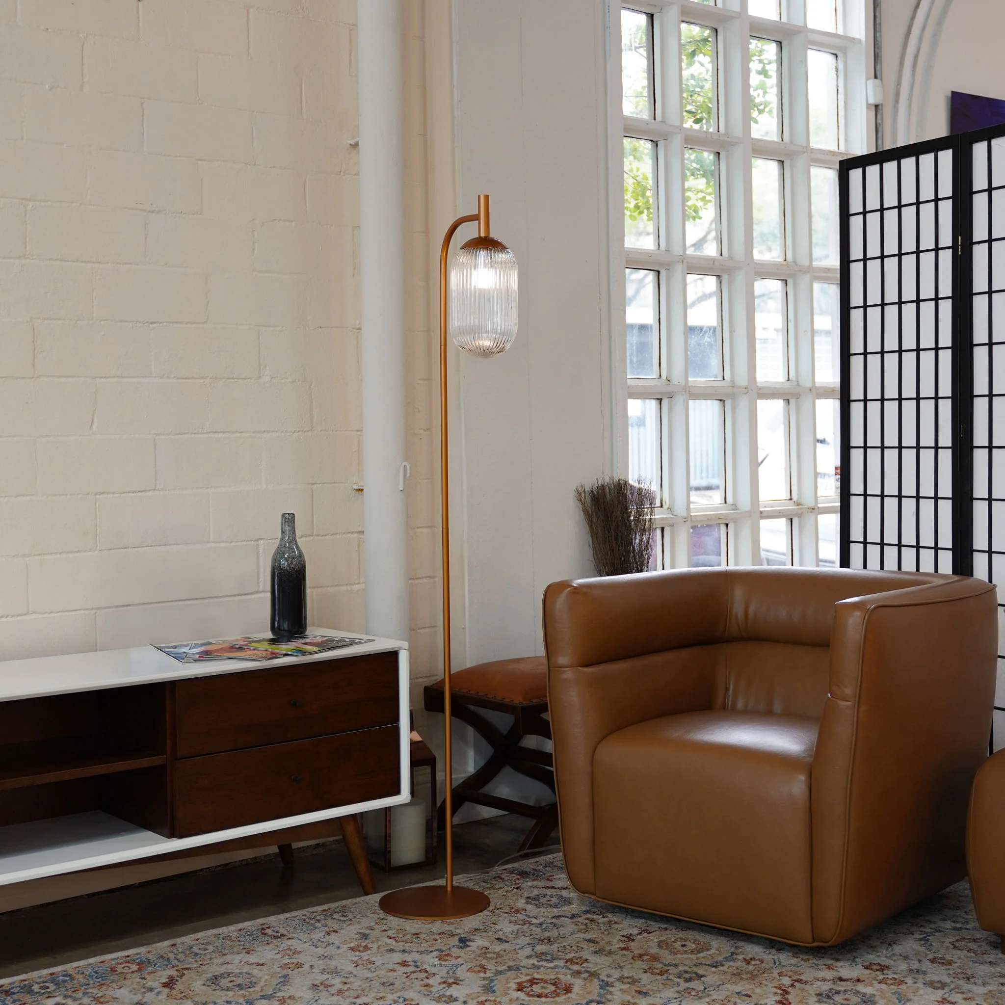 Vela - Floor Lamp - Bronze - Image 4